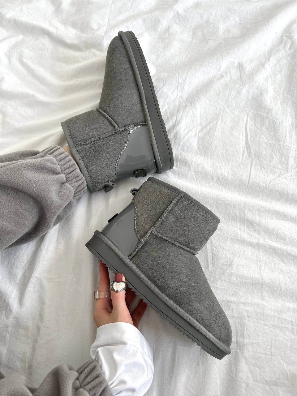 UGG Classic Mini Light Grey Lacquer - oceanhype - 