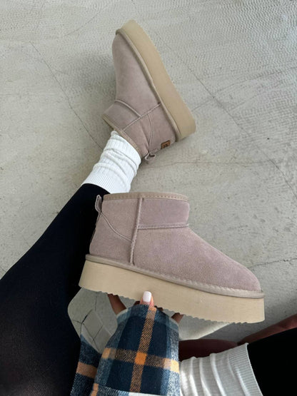 UGG Ultra Mini Platform Beige Suede - oceanhype - 