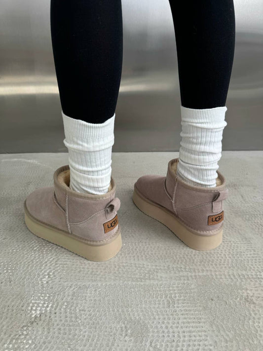 UGG Ultra Mini Platform Beige Suede - oceanhype - 
