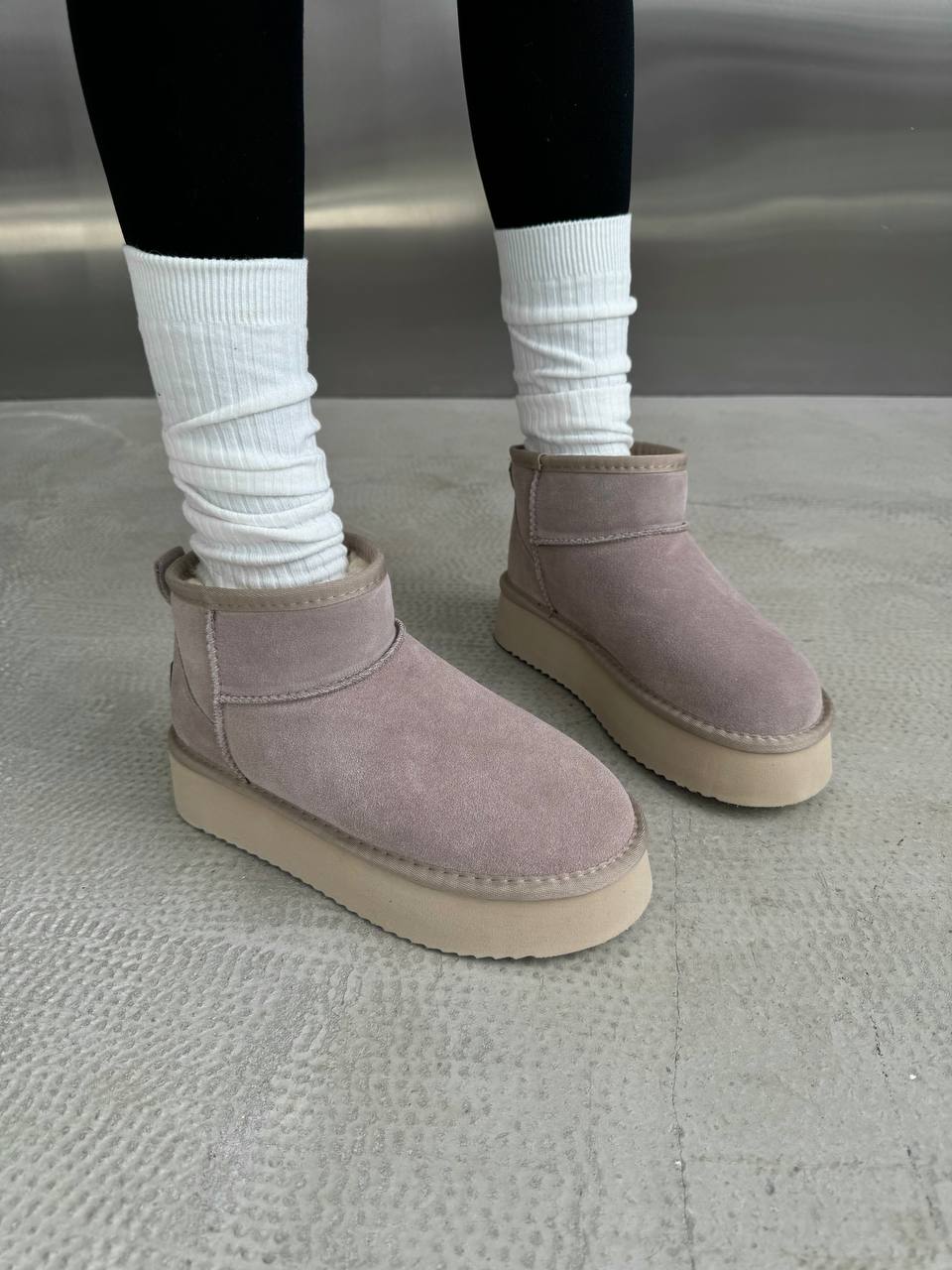 UGG Ultra Mini Platform Beige Suede - oceanhype - 