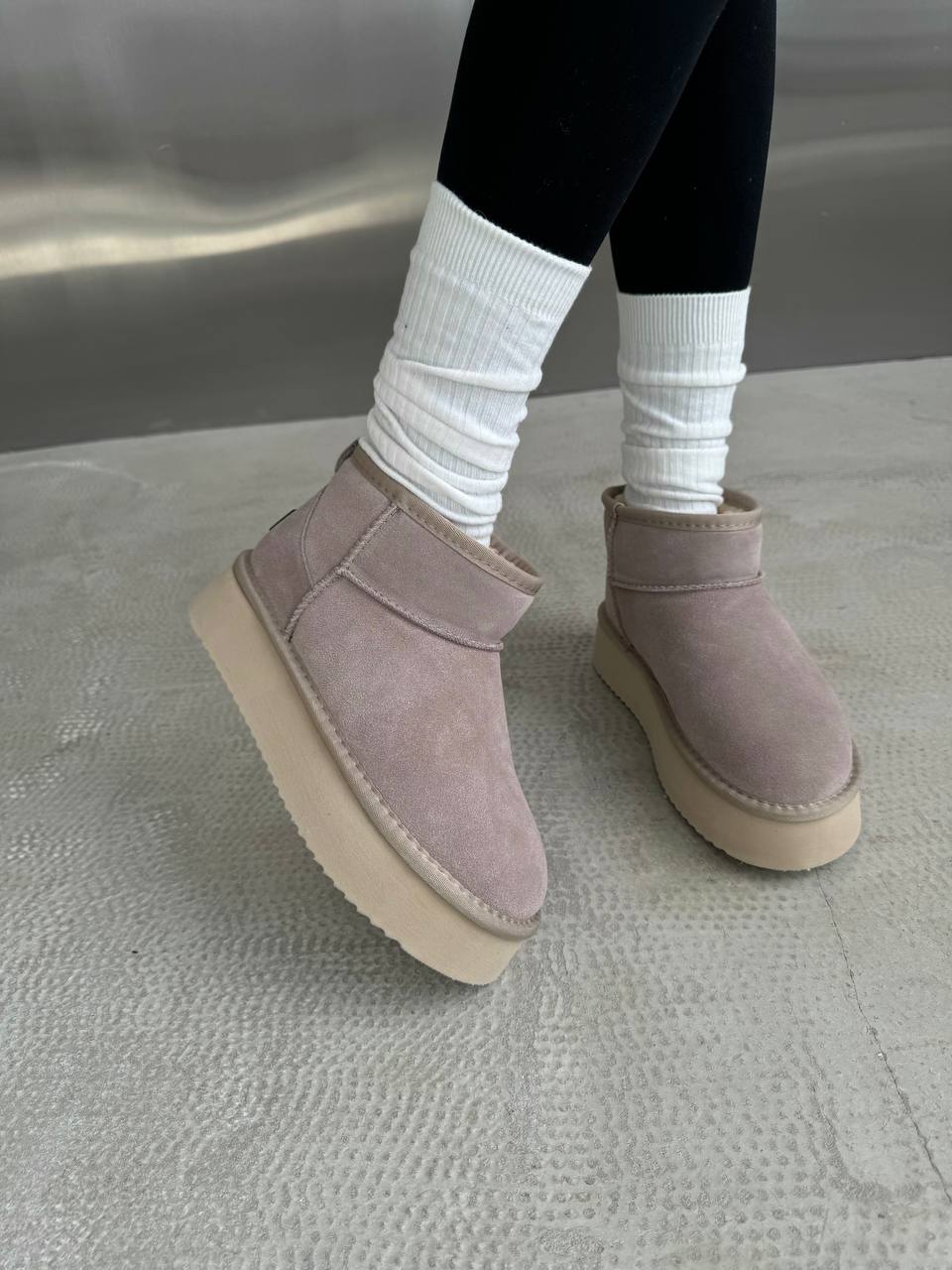UGG Ultra Mini Platform Beige Suede - oceanhype - 