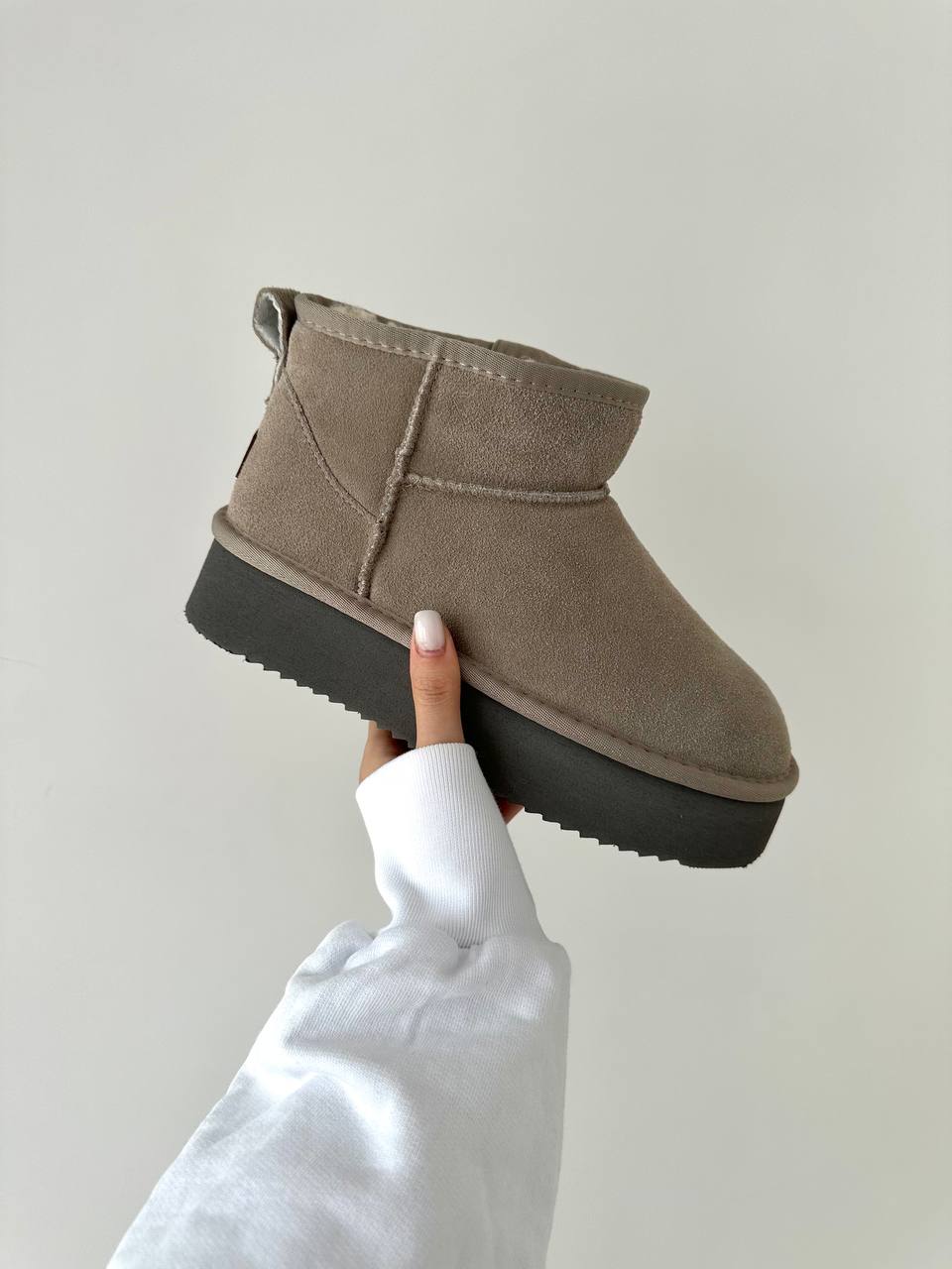 UGG Classic Ultra Mini Platform Khaki - oceanhype - 