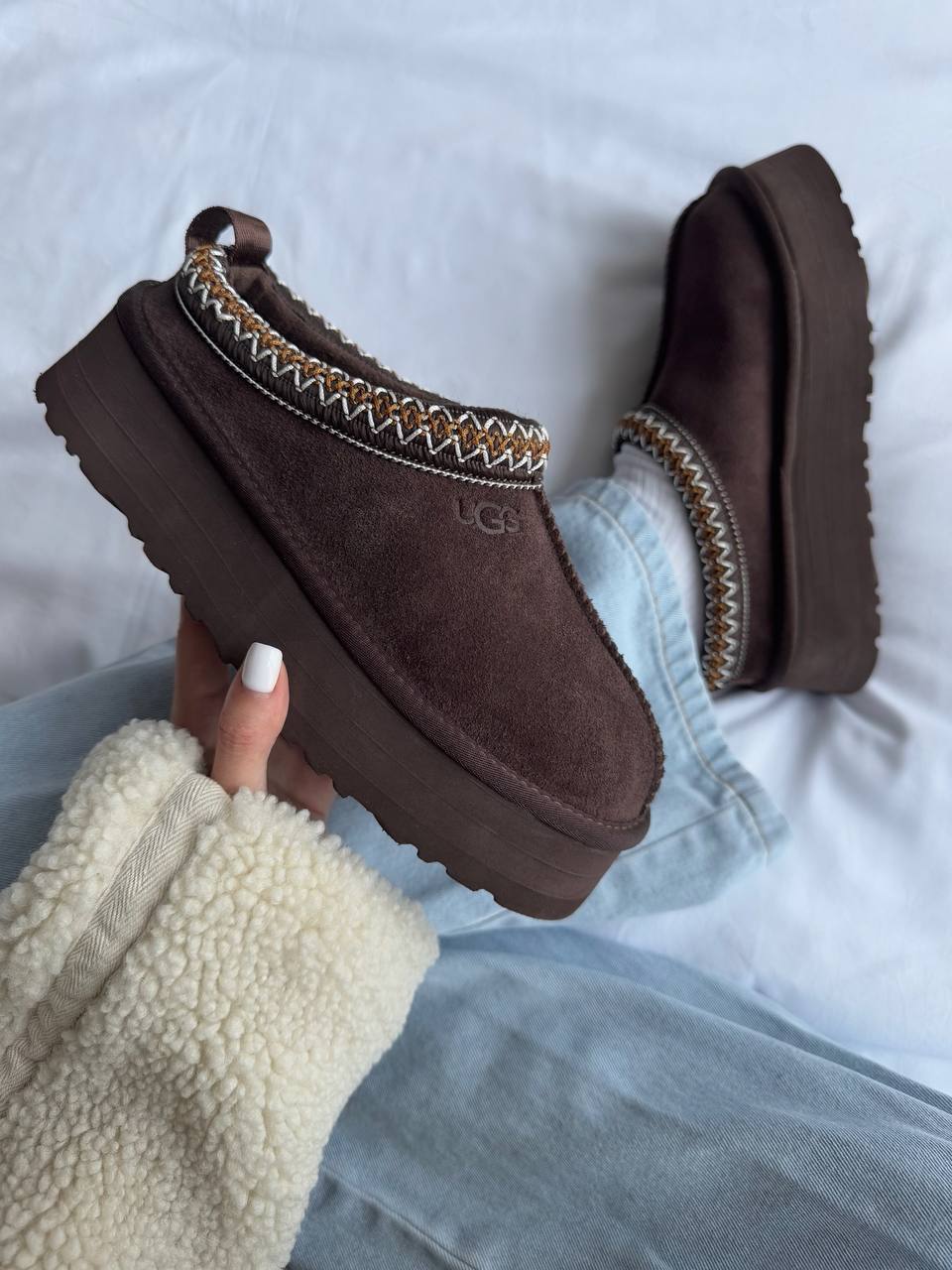 UGG Tasman Platform Slippers Chocolate - oceanhype - 