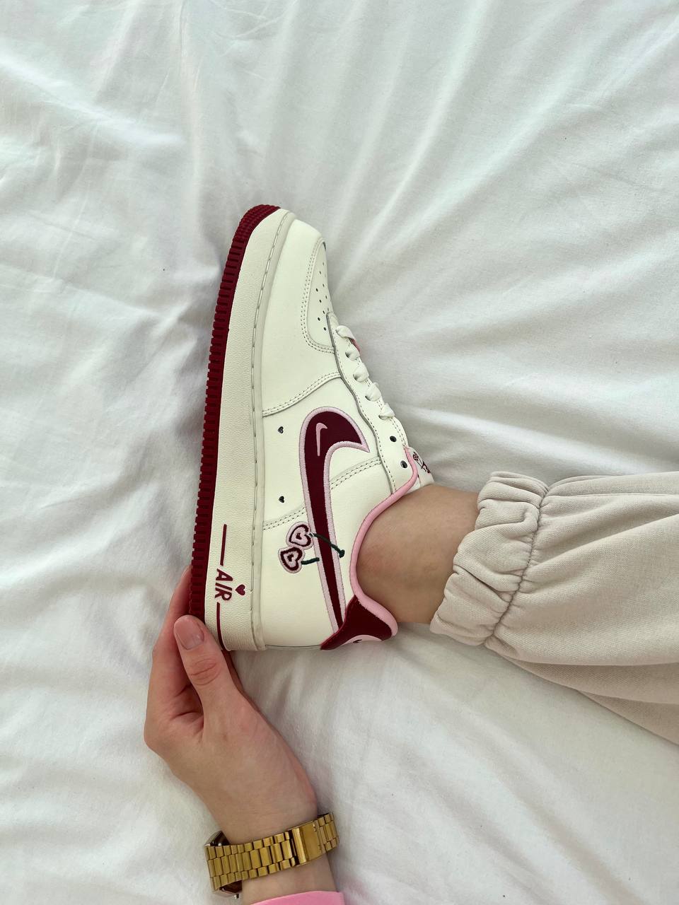 Nike Air Force 1 Low Valentine's Day - oceanhype - 