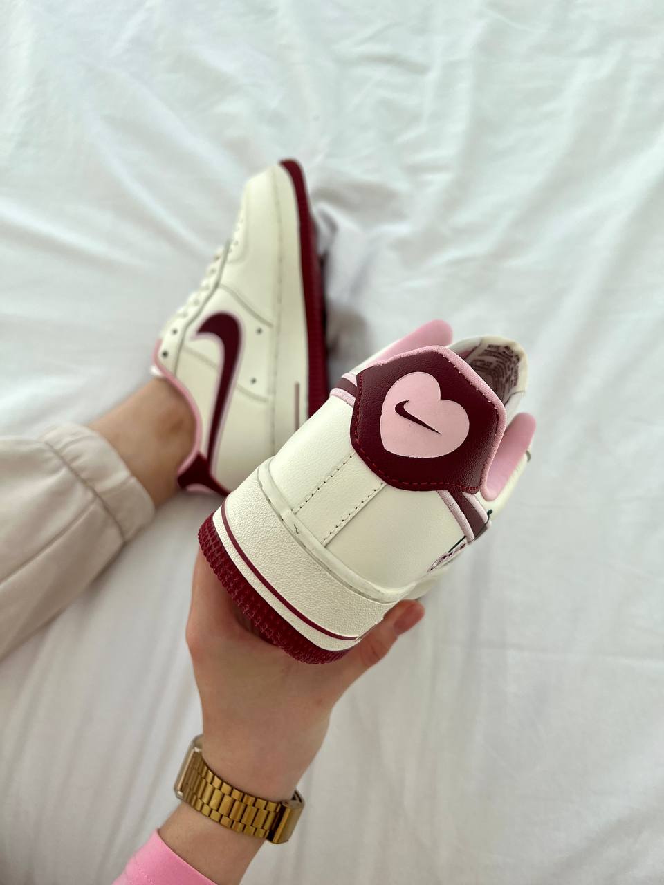 Nike Air Force 1 Low Valentine's Day - oceanhype - 