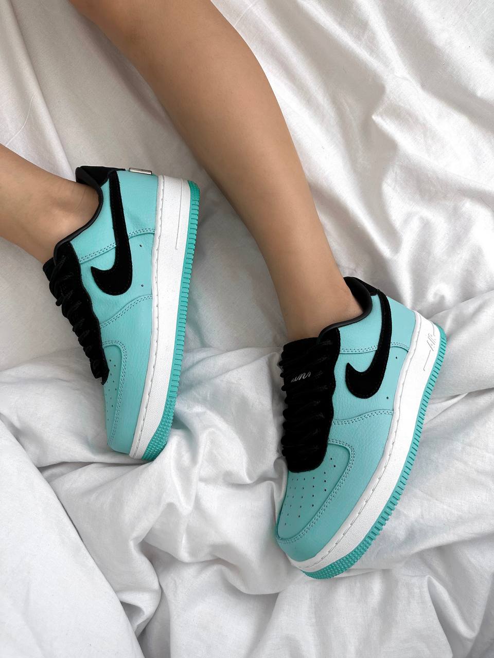 Nike Air Force 1 Low Tiffany & Co - oceanhype - 