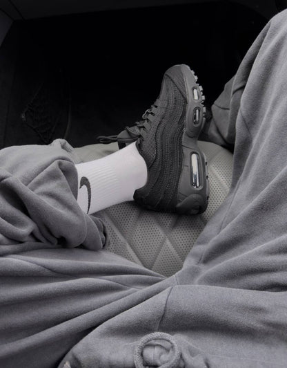 Nike Air Max 95 OG Levi’s Black - oceanhype - 