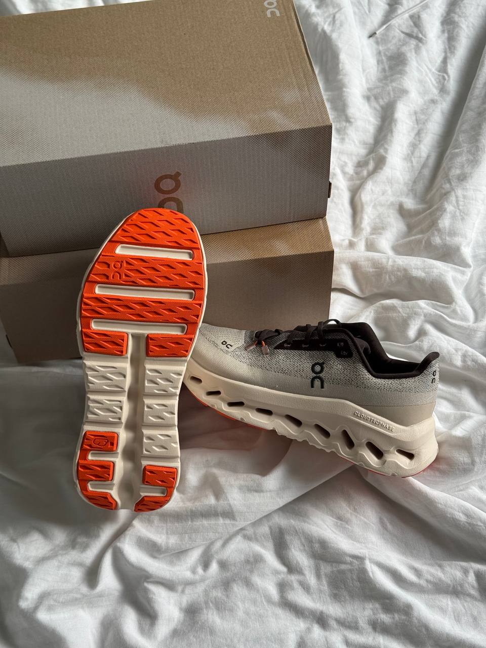 On Loewe x Cloudtilt Beige Black Orange - oceanhype - 