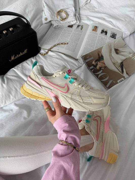 Nike V2K Runtekk Beige Pink Blue - oceanhype - 