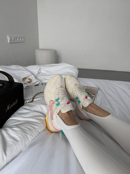 Nike V2K Runtekk Beige Pink Blue - oceanhype - 