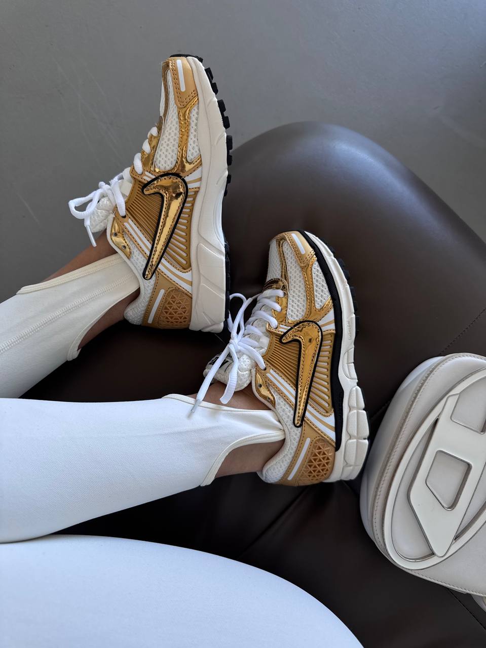 Nike Zoom Vomero 5 Gold White - oceanhype - 