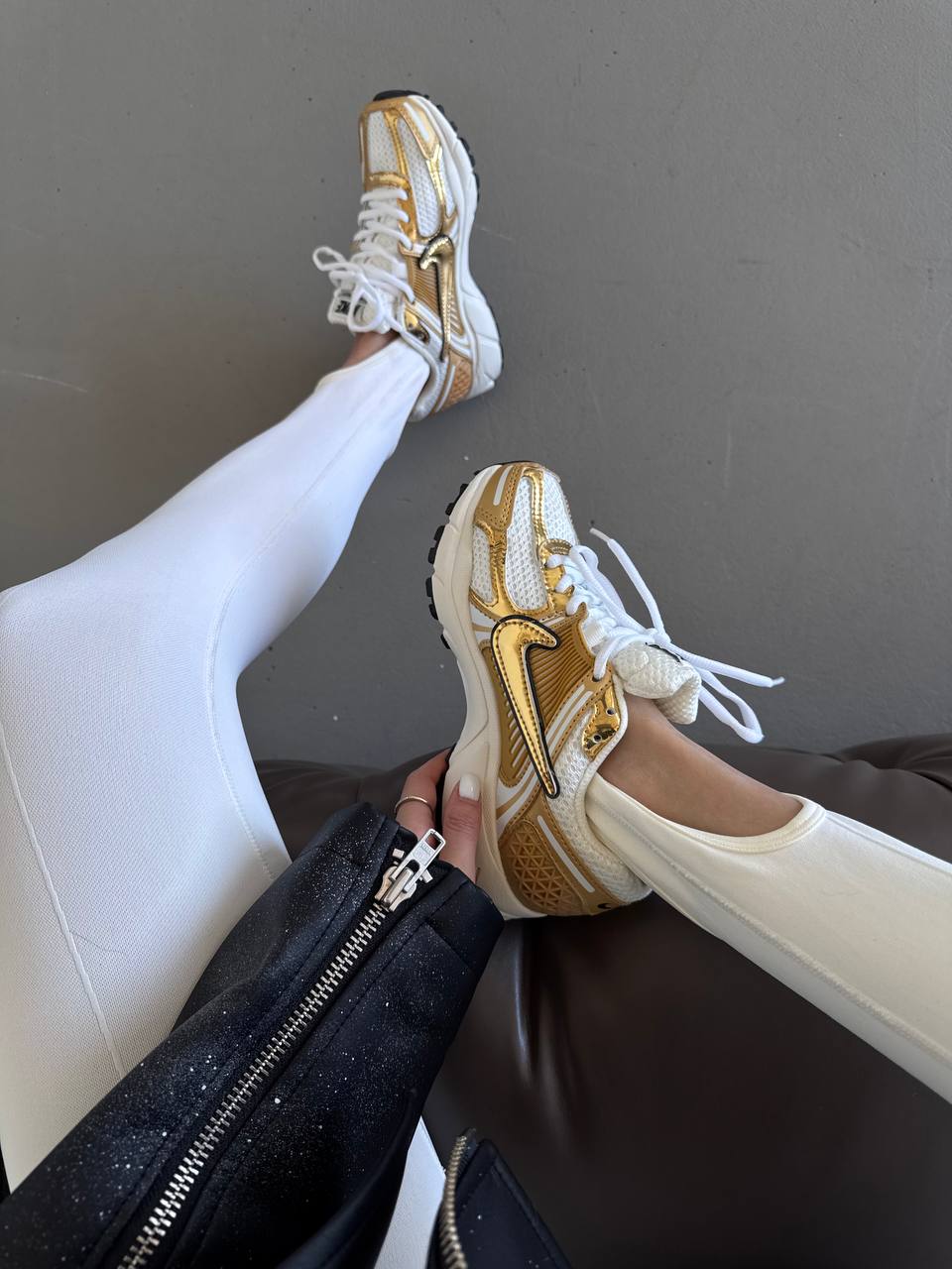 Nike Zoom Vomero 5 Gold White - oceanhype - 