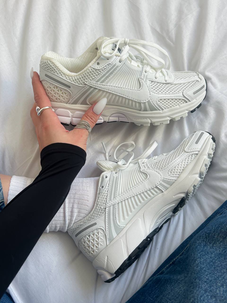 Nike Zoom Vomero 5 White - oceanhype - 