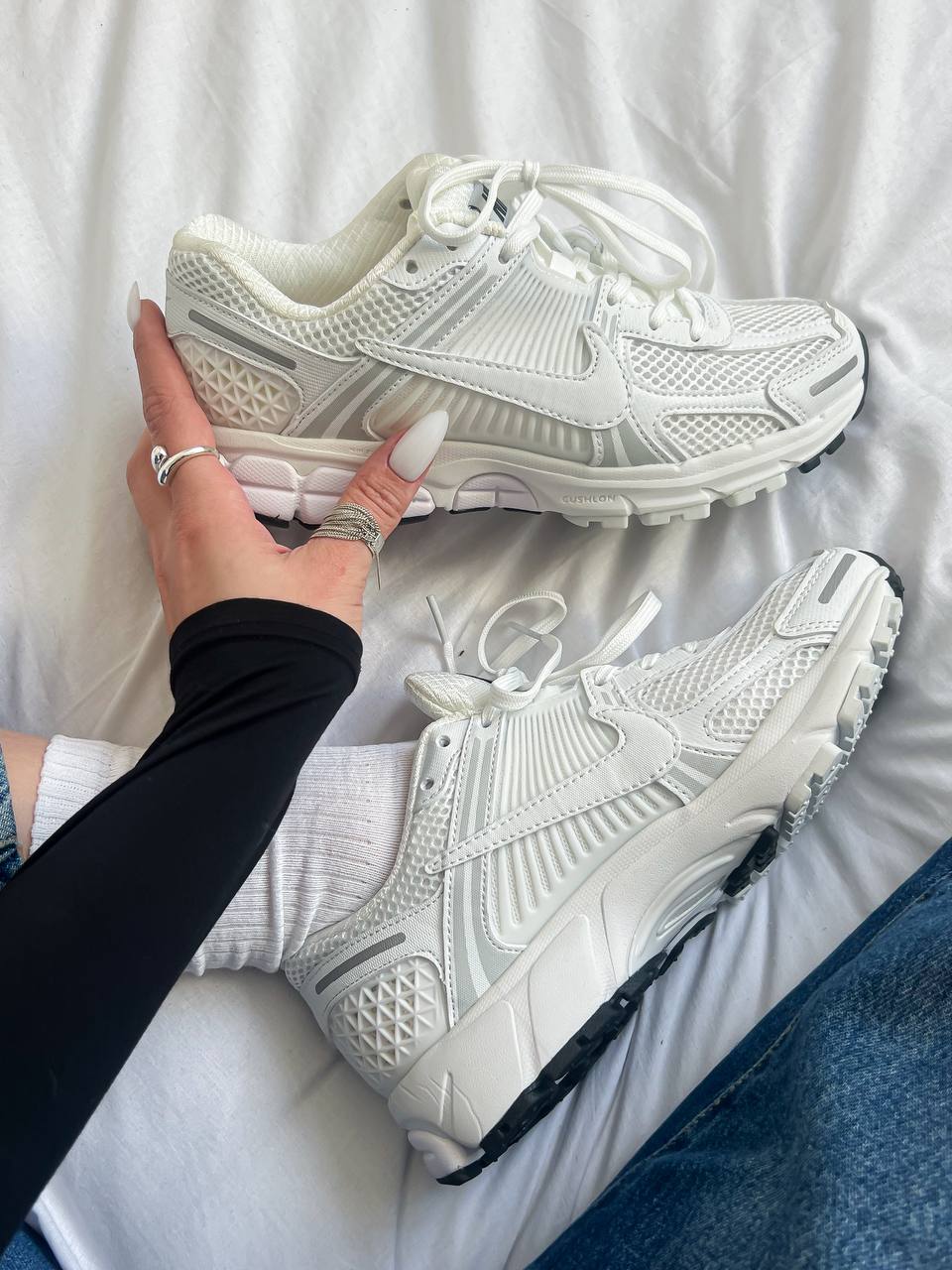 Nike Zoom Vomero 5 White - oceanhype - 