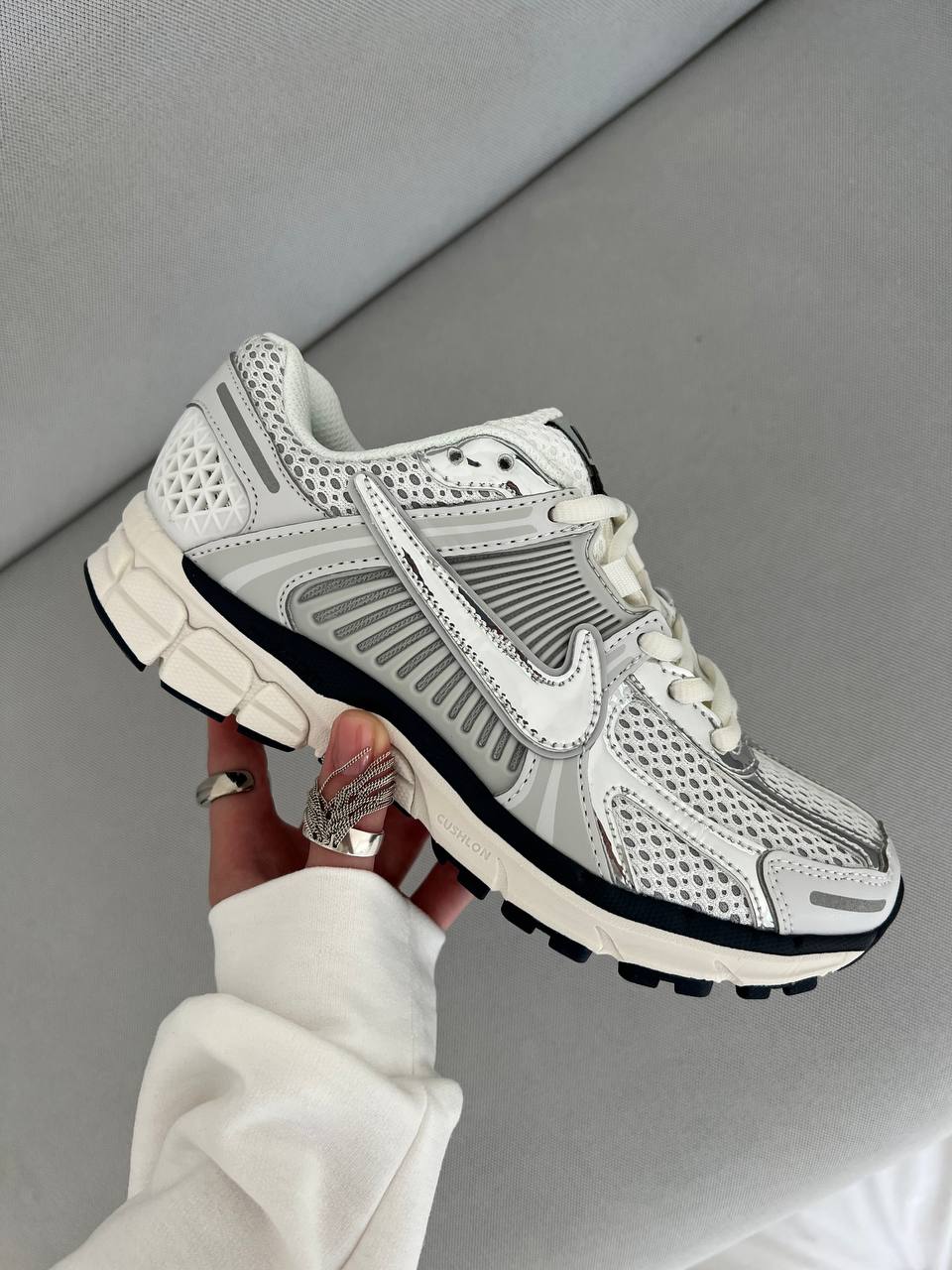 Nike Zoom Vomero 5 Photon Dust Metallic Silver - oceanhype - 