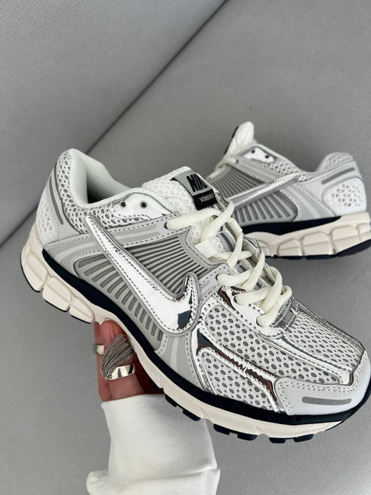 Nike Zoom Vomero 5 Photon Dust Metallic Silver - oceanhype - 
