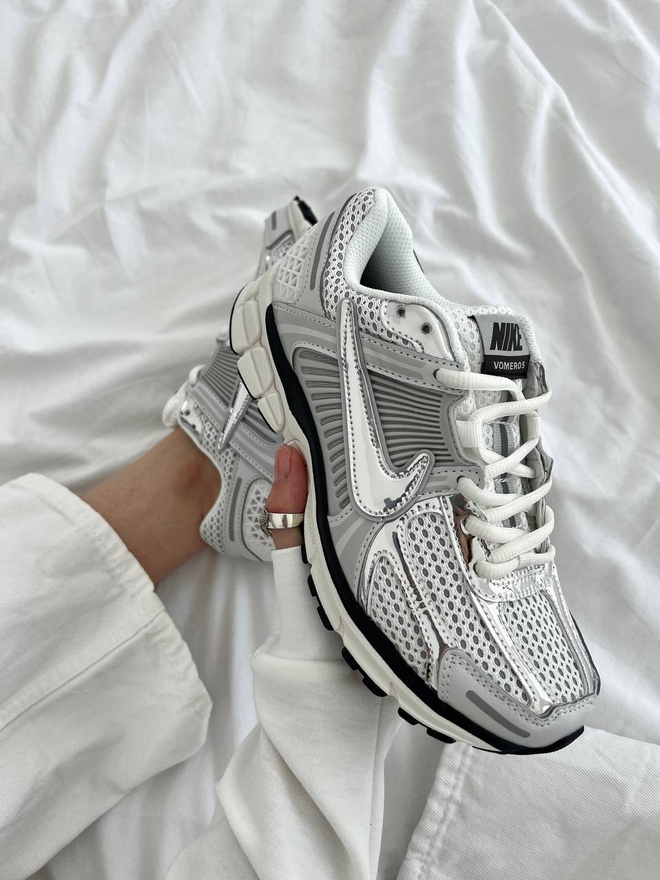 Nike Zoom Vomero 5 Photon Dust Metallic Silver - oceanhype - 