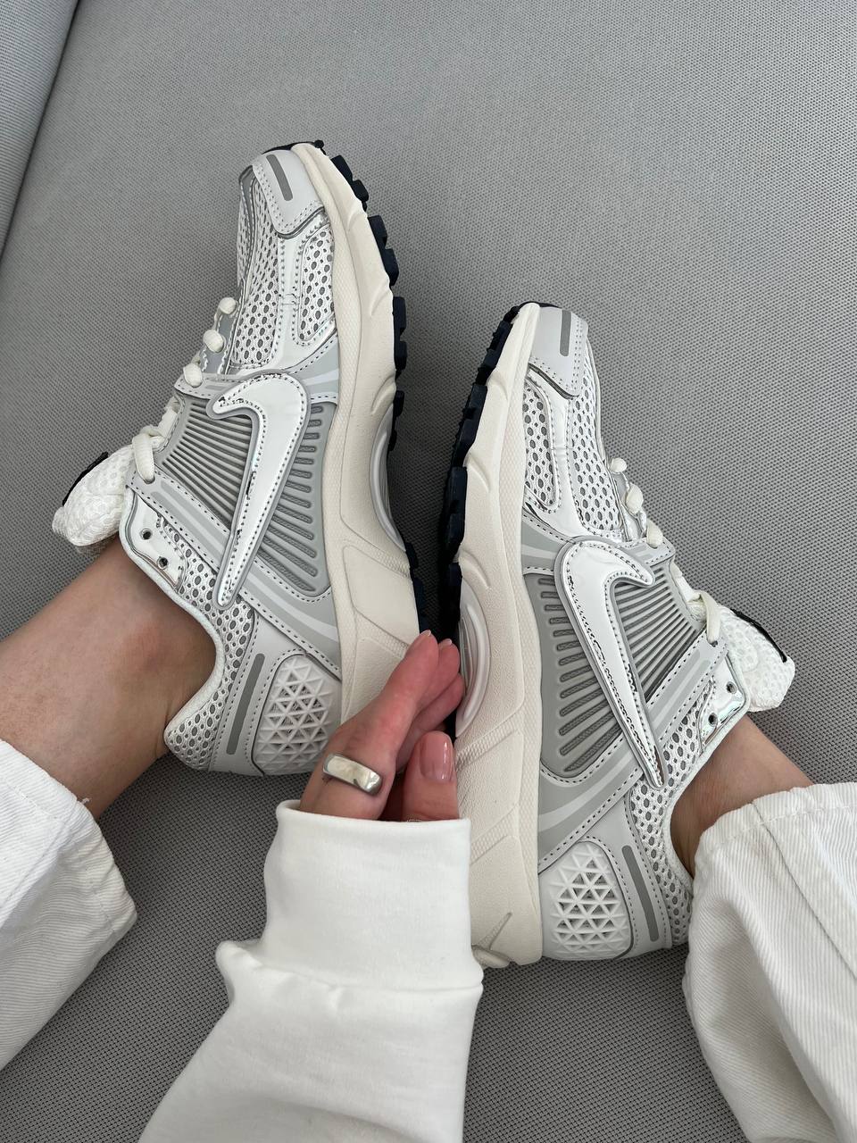 Nike Zoom Vomero 5 Photon Dust Metallic Silver - oceanhype - 