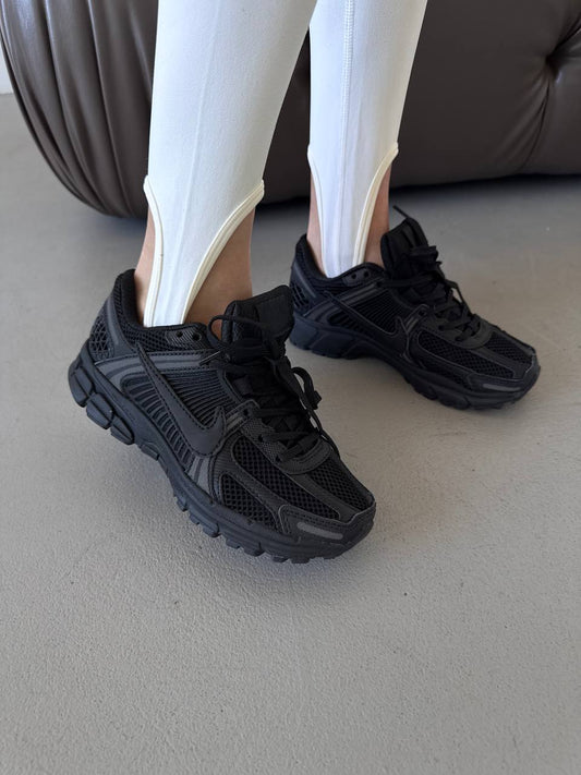 Nike Air Zoom Vomero 5 Black - oceanhype - 