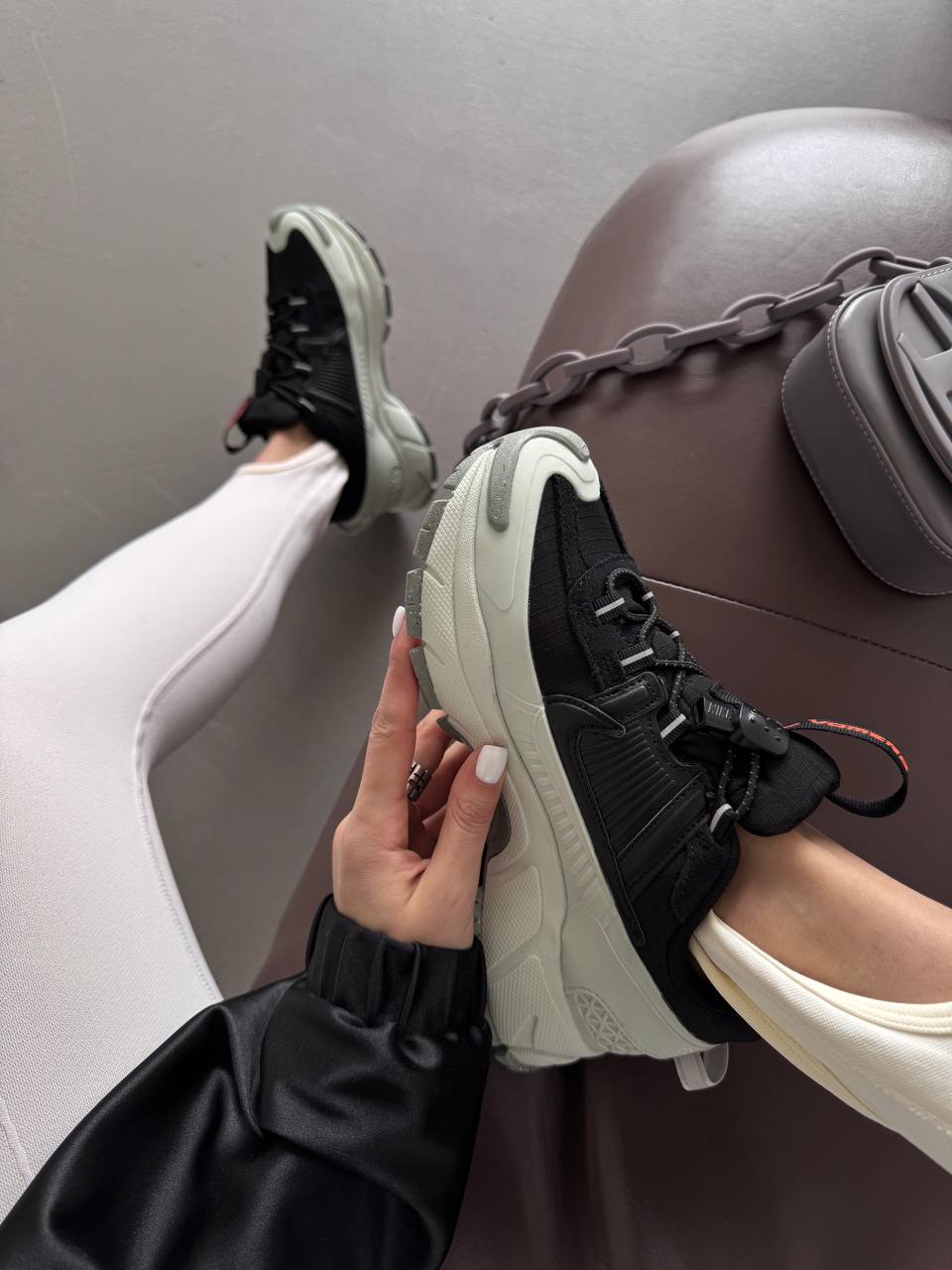 Nike Zoom Vomero Roam Black Light Silver - oceanhype - 