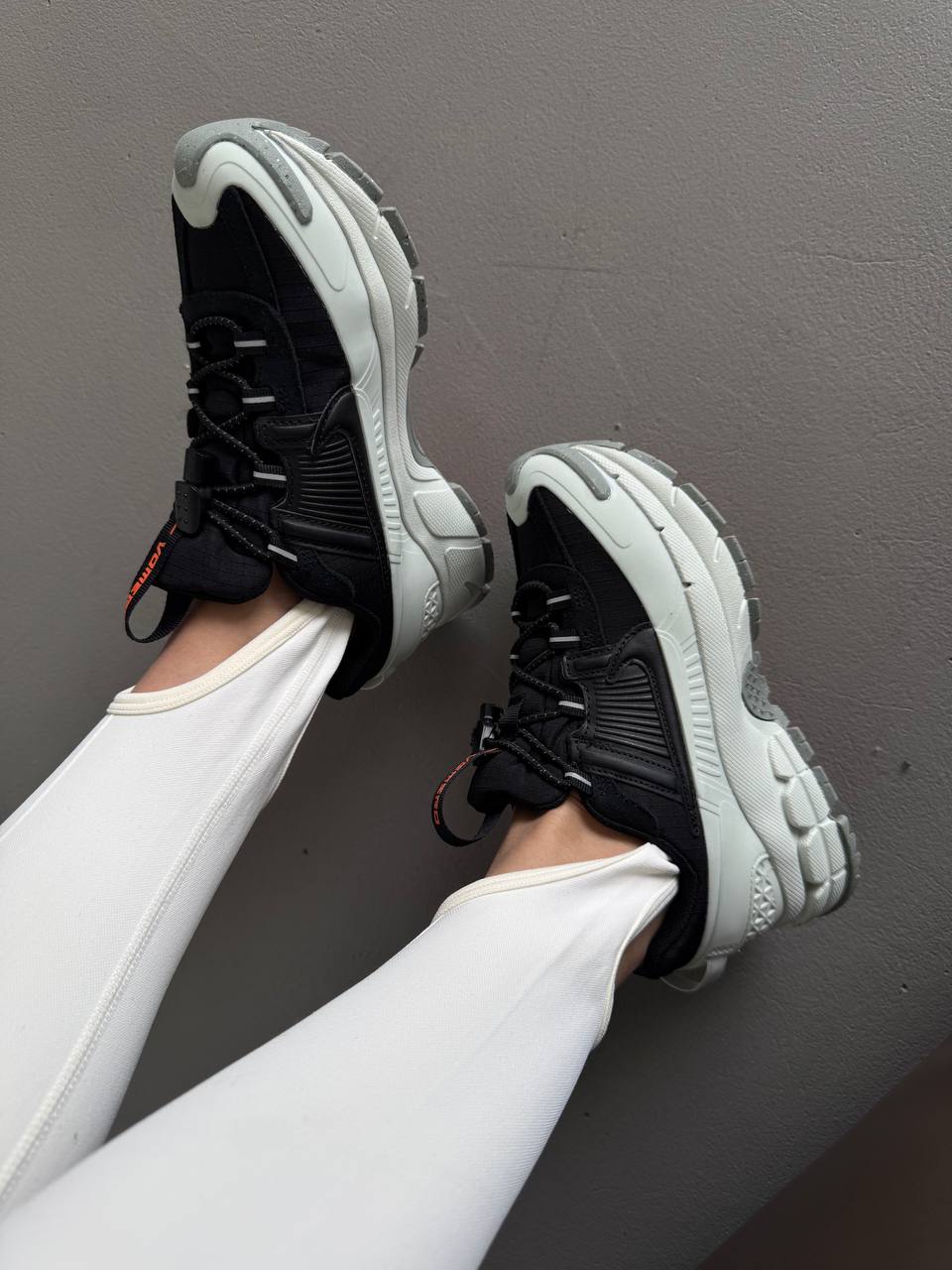 Nike Zoom Vomero Roam Black Light Silver - oceanhype - 