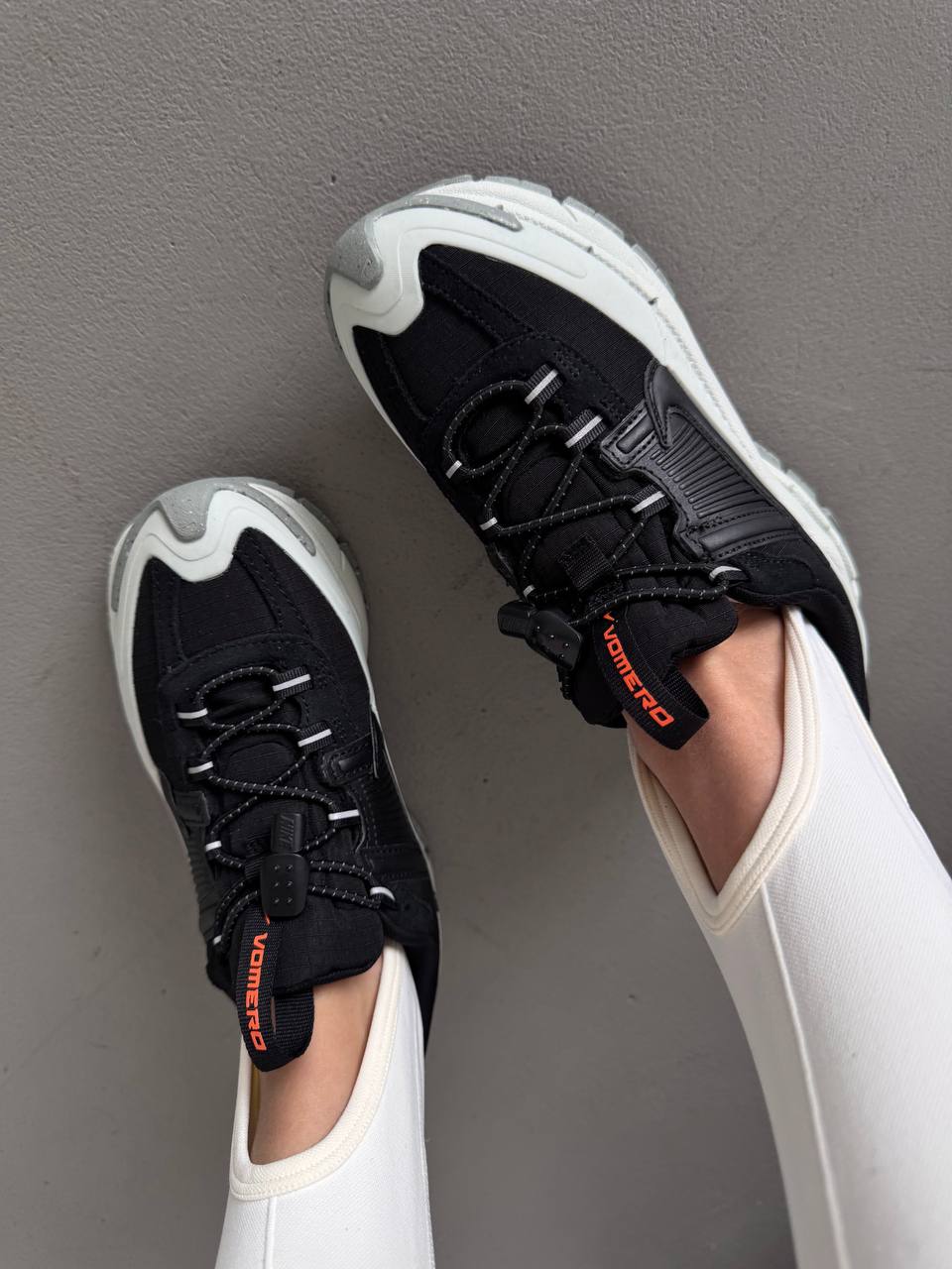 Nike Zoom Vomero Roam Black Light Silver - oceanhype - 