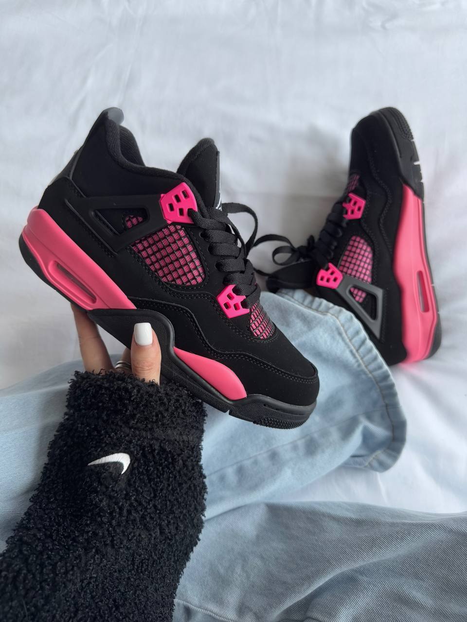 Nike Jordan 4 Retro Neon Pink - oceanhype - 