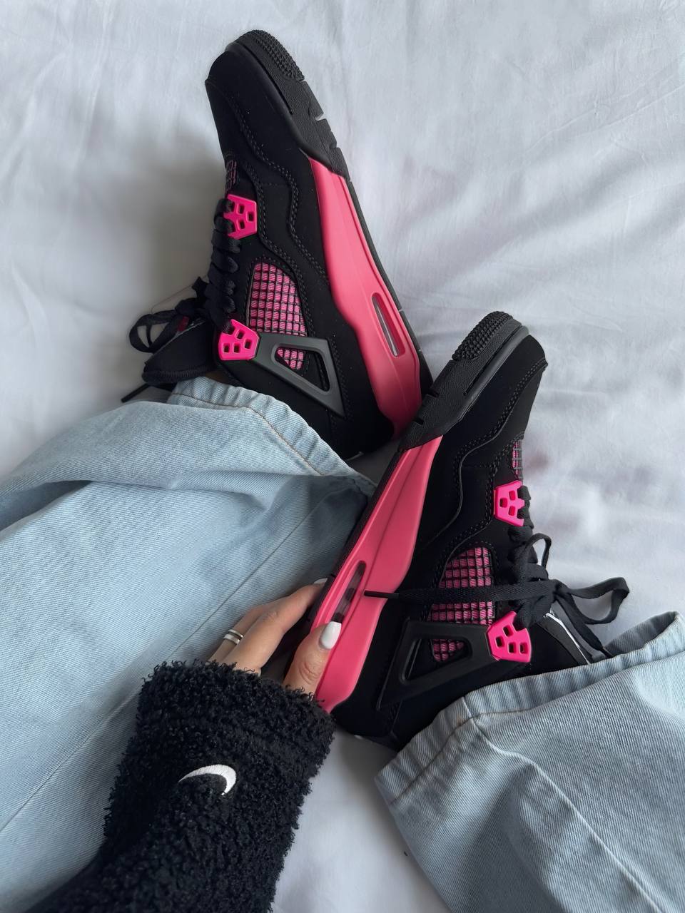 Nike Jordan 4 Retro Neon Pink - oceanhype - 