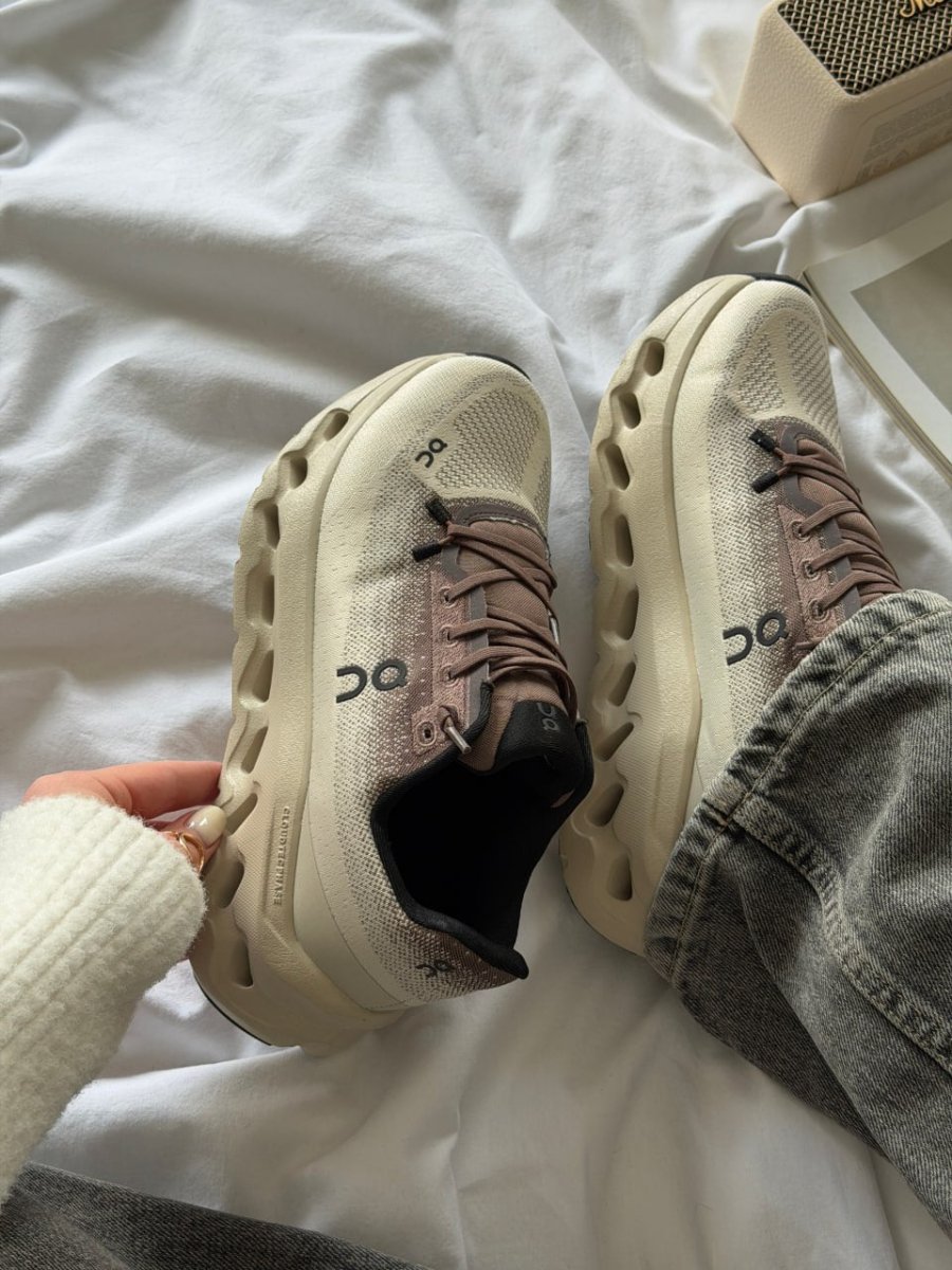 On Loewe x Cloudtilt Clove Sand - oceanhype -