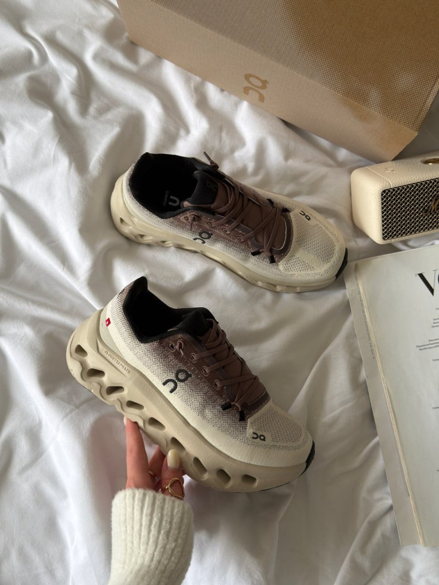On Loewe x Cloudtilt Clove Sand - oceanhype -