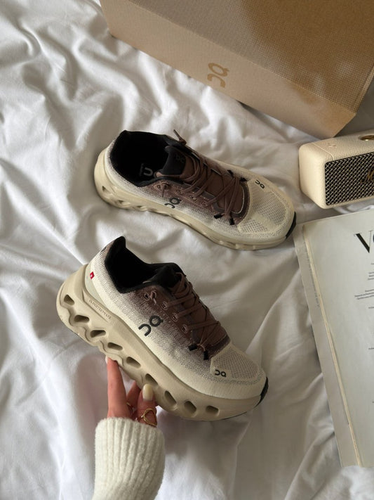 On Loewe x Cloudtilt Clove Sand - oceanhype -