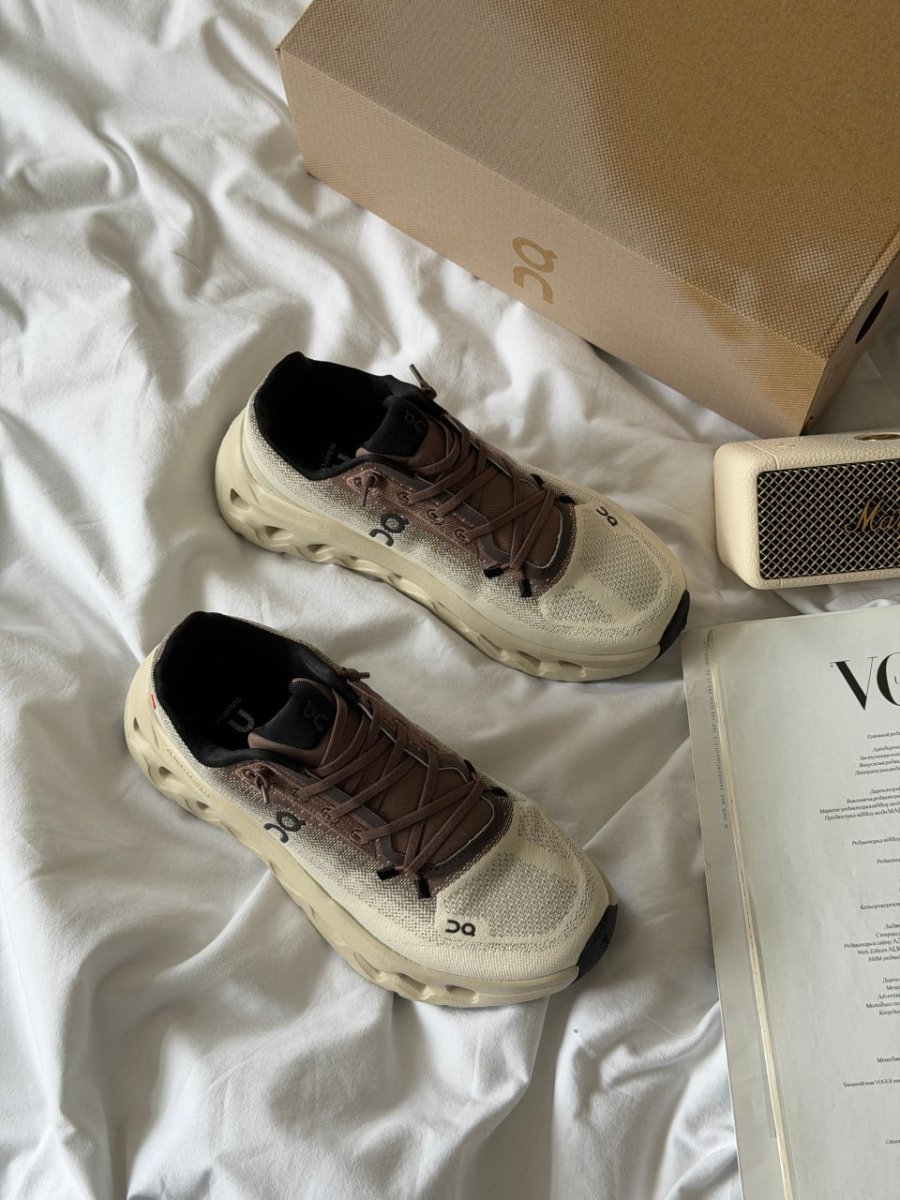 On Loewe x Cloudtilt Clove Sand - oceanhype -