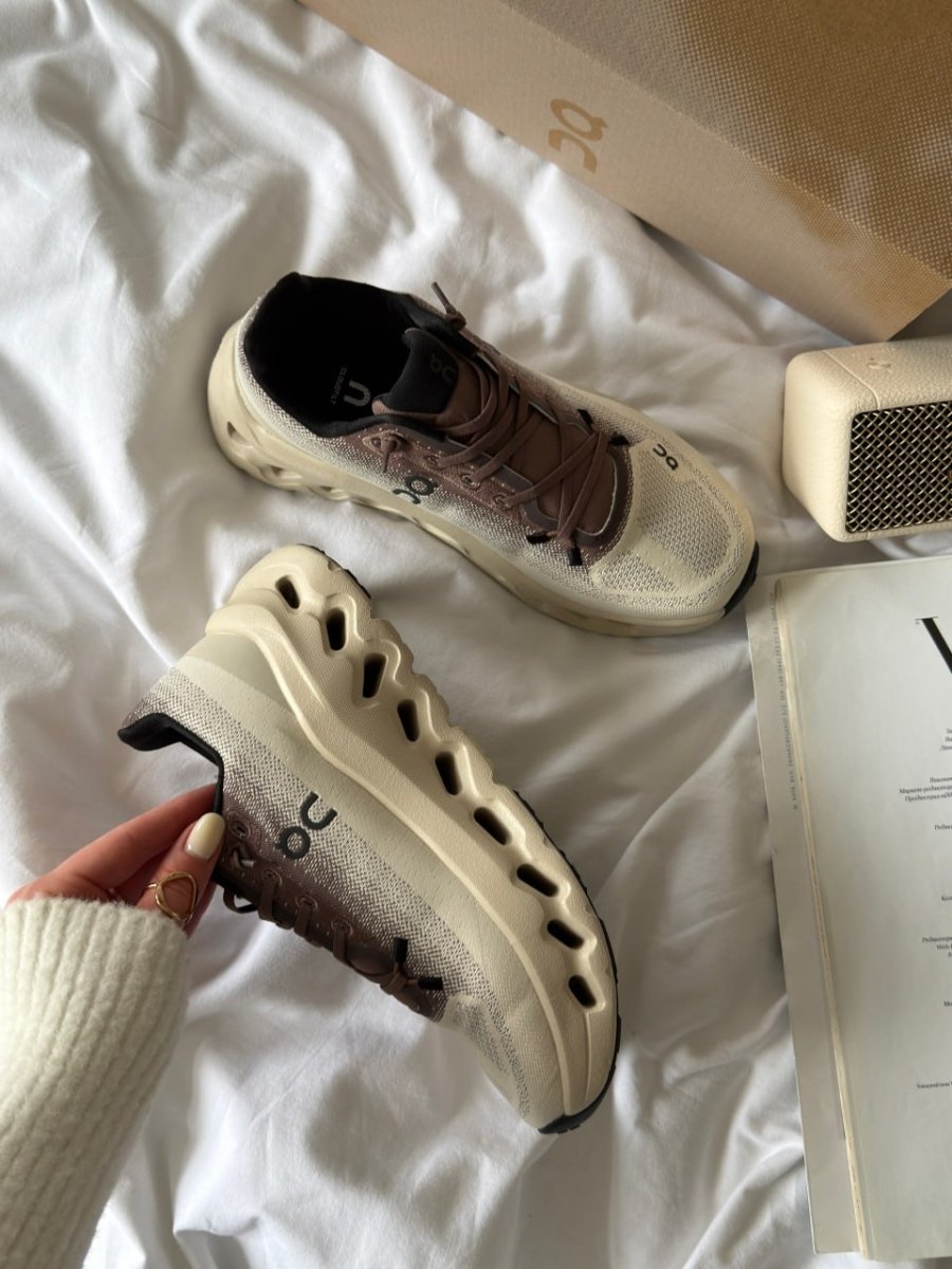 On Loewe x Cloudtilt Clove Sand - oceanhype -