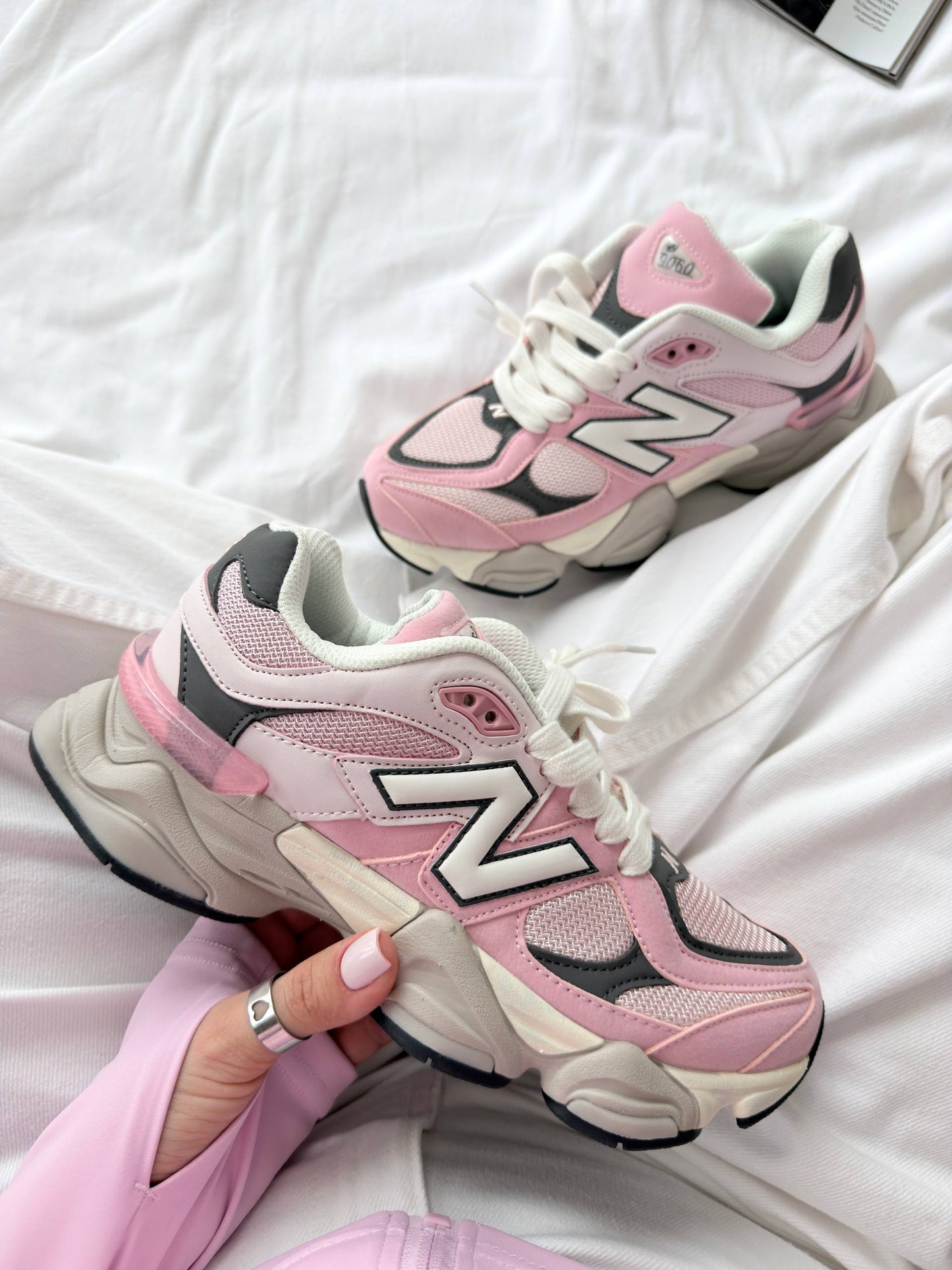 New Balance 9060 Pink Granite