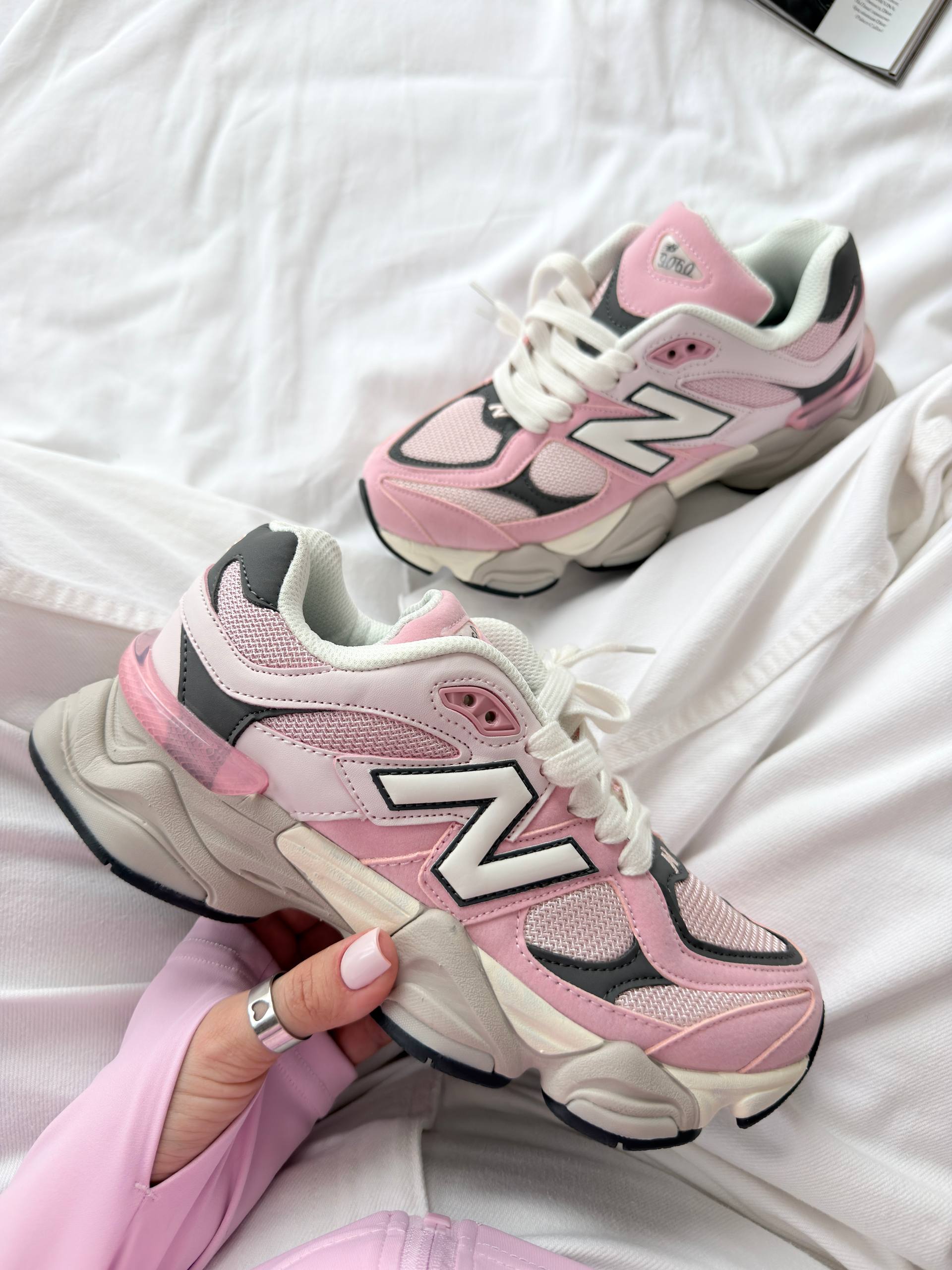 New Balance 9060 Pink Granite