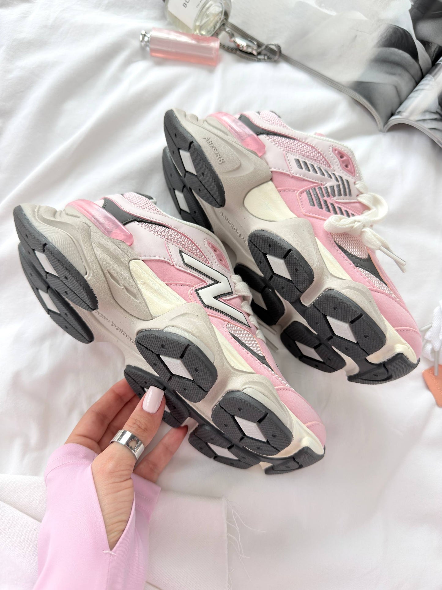 New Balance 9060 Pink Granite