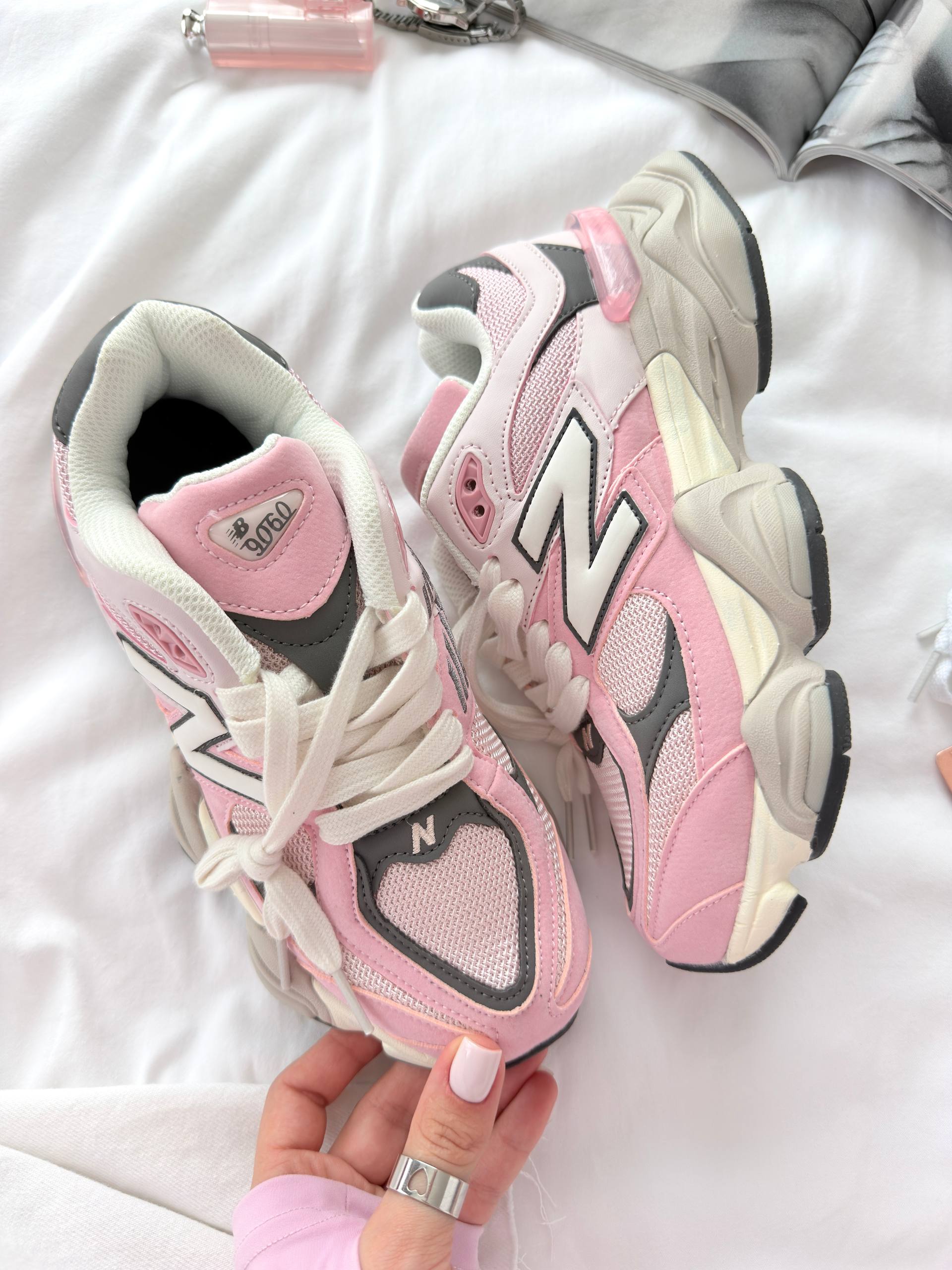 New Balance 9060 Pink Granite