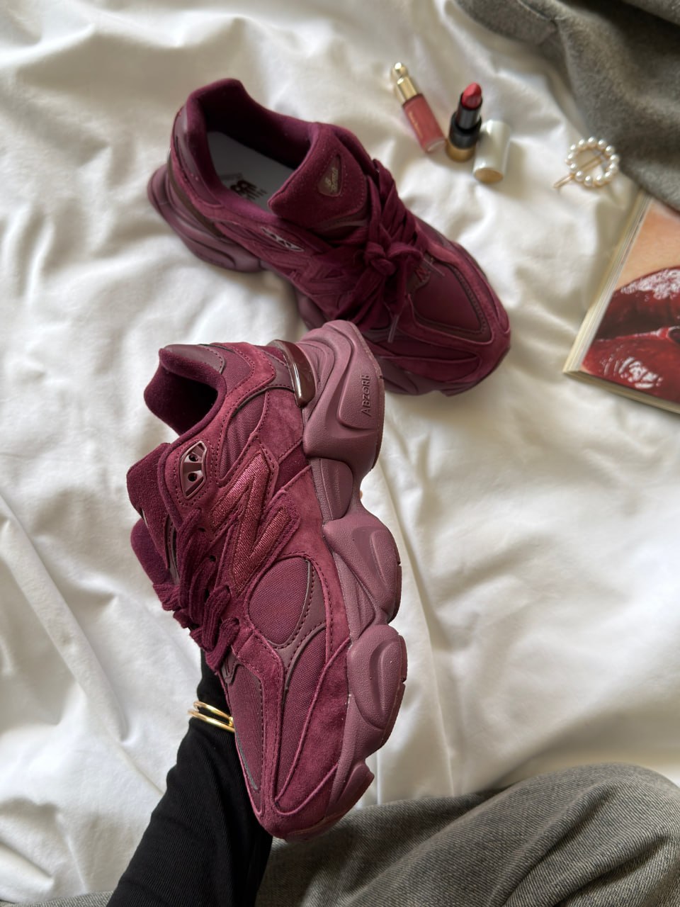 New Balance 9060 Bugrundy