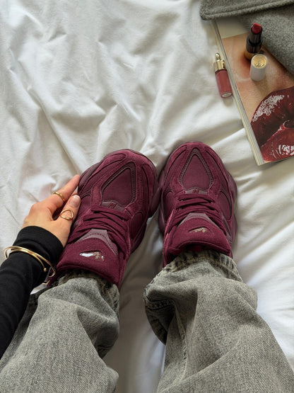 New Balance 9060 Bugrundy