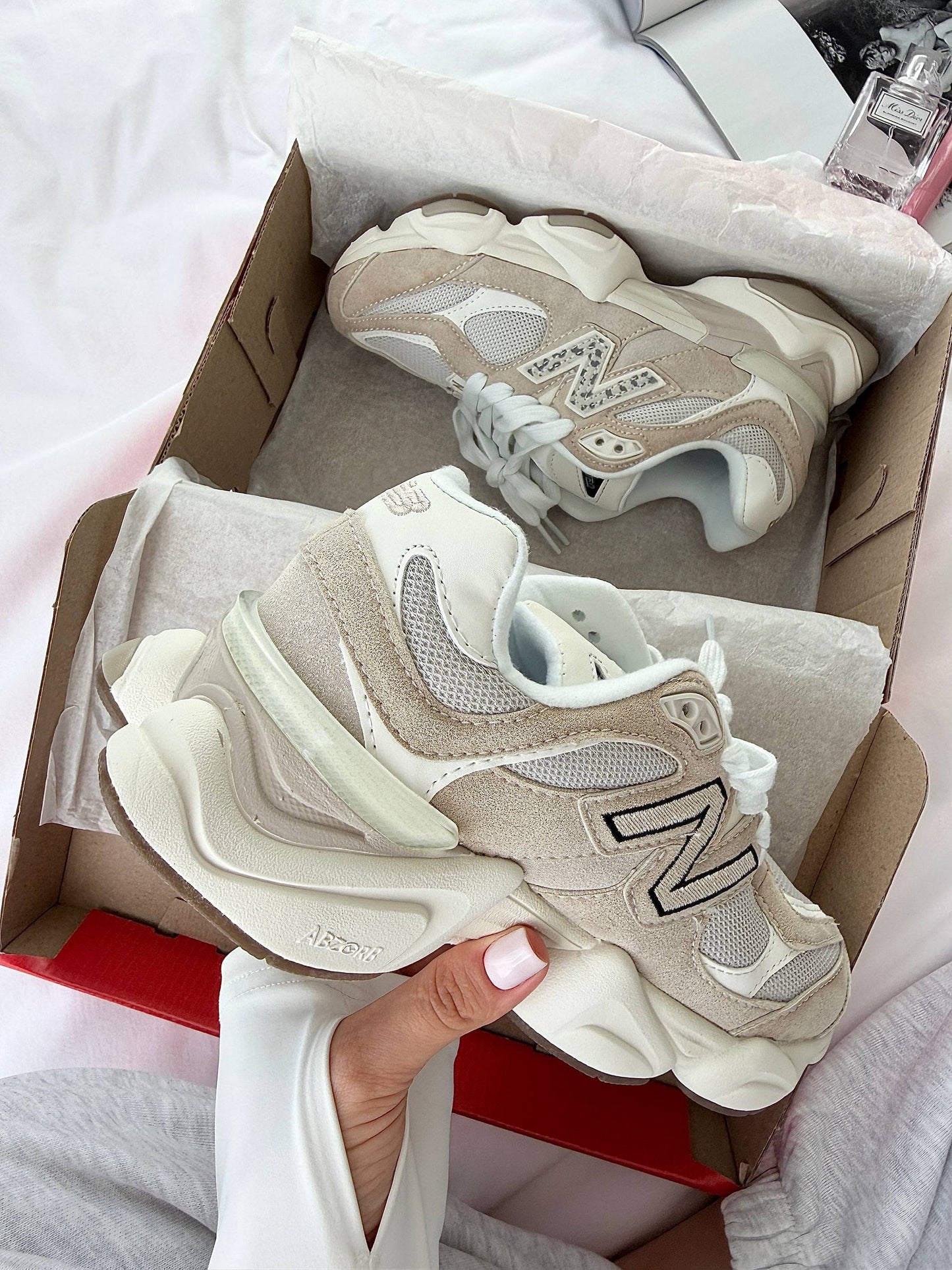 New Balance 9060 Beige Leopard