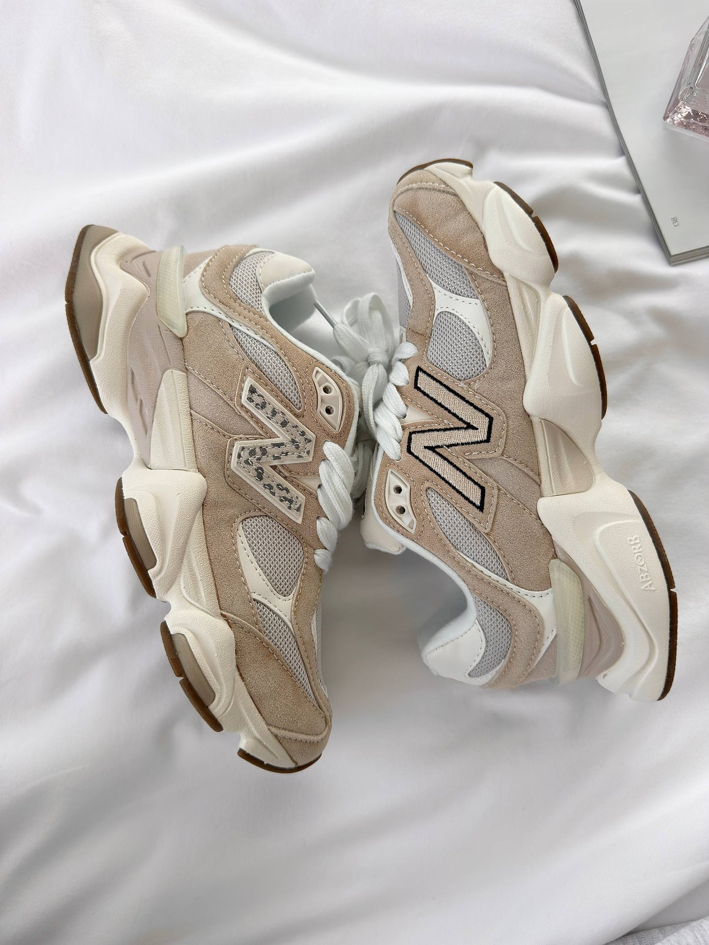 New Balance 9060 Beige Leopard