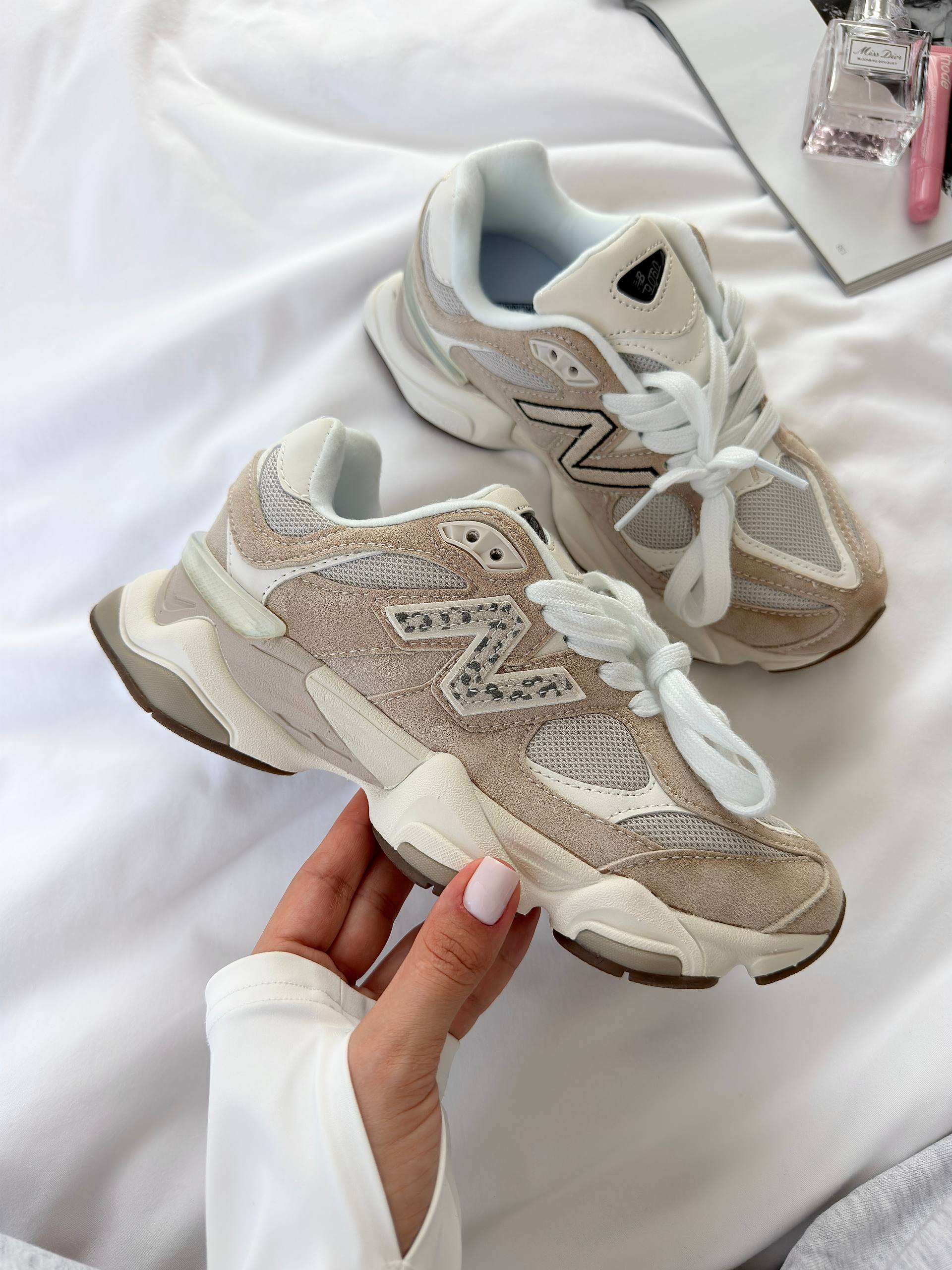 New Balance 9060 Beige Leopard