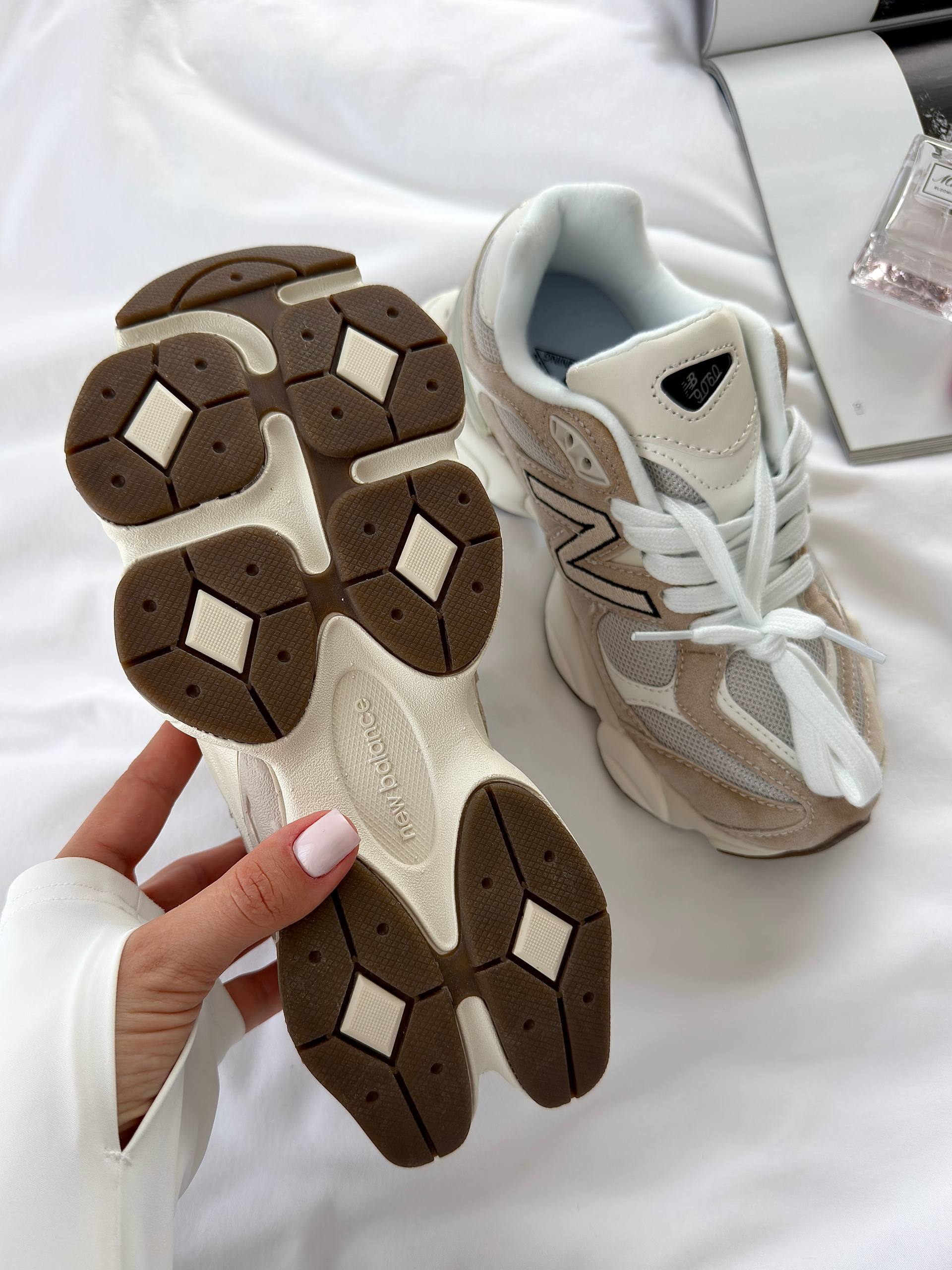 New Balance 9060 Beige Leopard