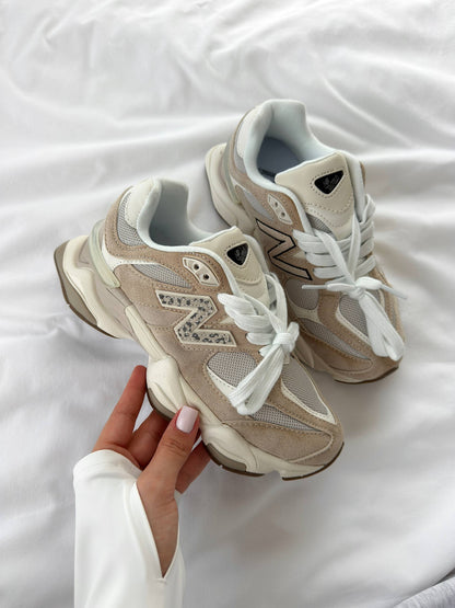 New Balance 9060 Beige Leopard