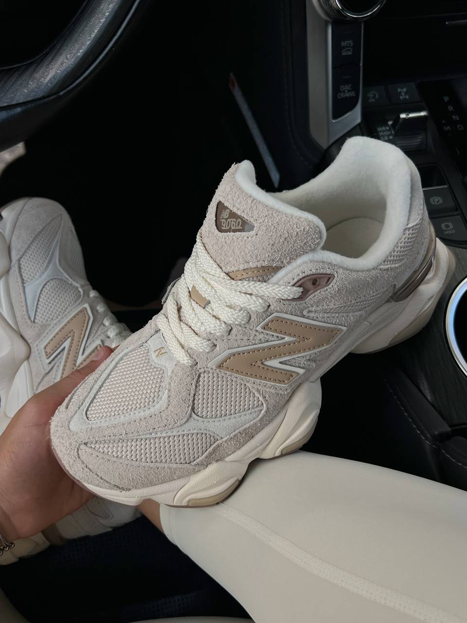 New Balance 9060 Bisque Sea Salt
